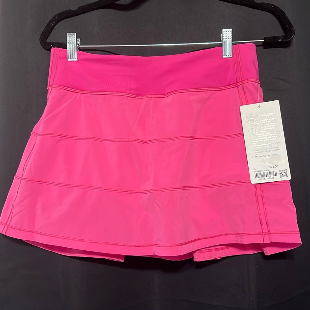 Pace rival skort